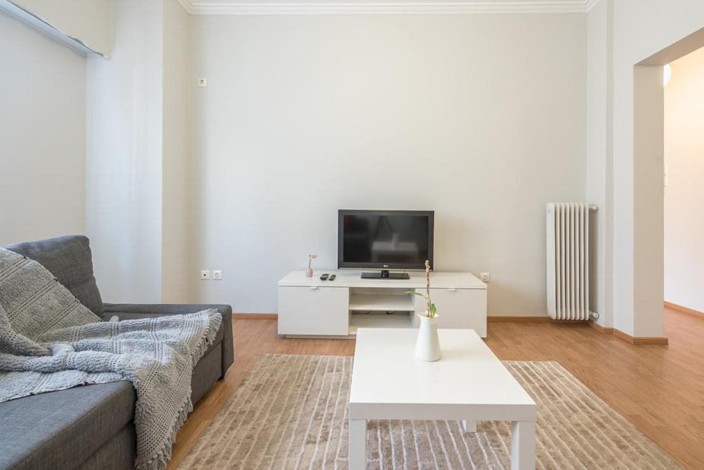 Pame Rentals - Entire Apartment With Free Parking أثينا المظهر الخارجي الصورة