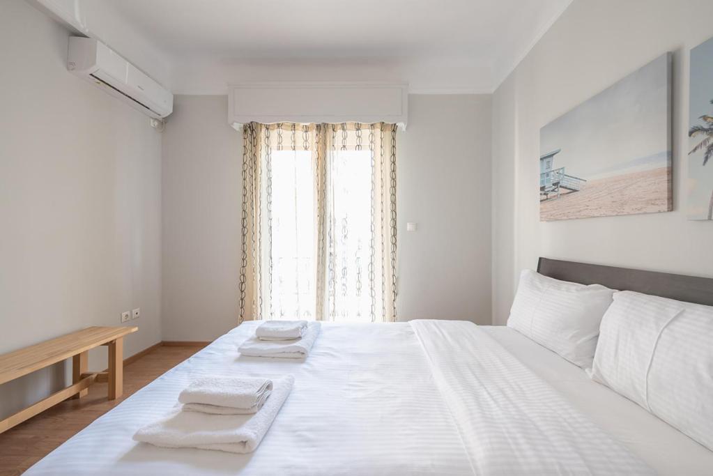 Pame Rentals - Entire Apartment With Free Parking أثينا المظهر الخارجي الصورة