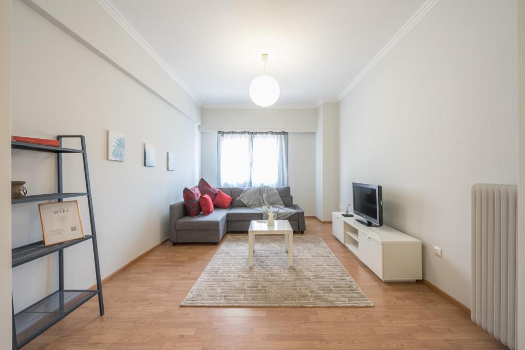 Pame Rentals - Entire Apartment With Free Parking أثينا المظهر الخارجي الصورة