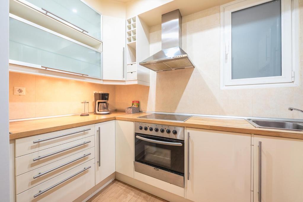 Pame Rentals - Entire Apartment With Free Parking أثينا المظهر الخارجي الصورة